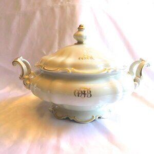 Hutschenreuther Cream Covered Soup Tureen or Vegetable Dish # 21667